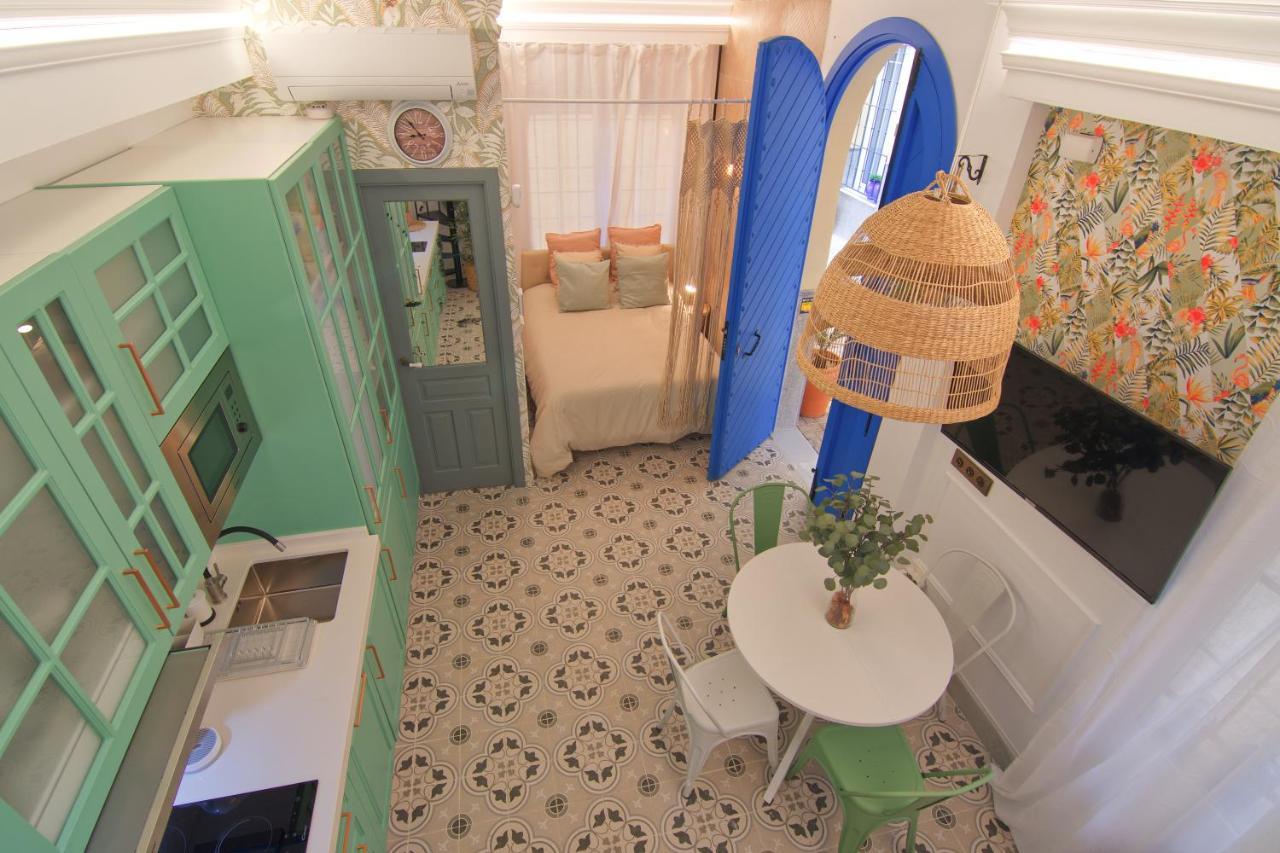 Mara'S Apartments Torremolinos La Mar - Beachfront Tiny House - Bajondillo Exteriör bild