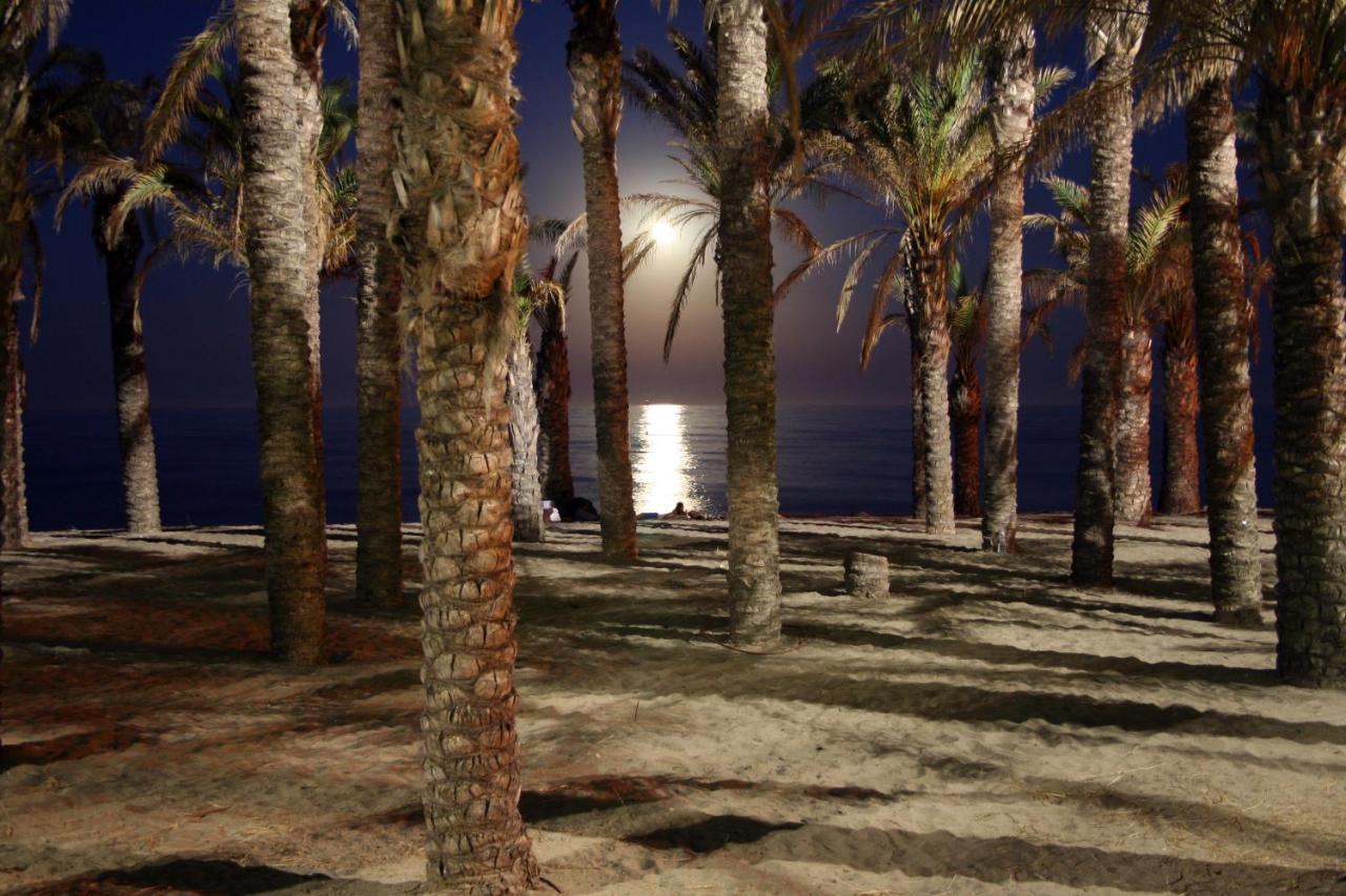 Mara'S Apartments Torremolinos La Mar - Beachfront Tiny House - Bajondillo Exteriör bild