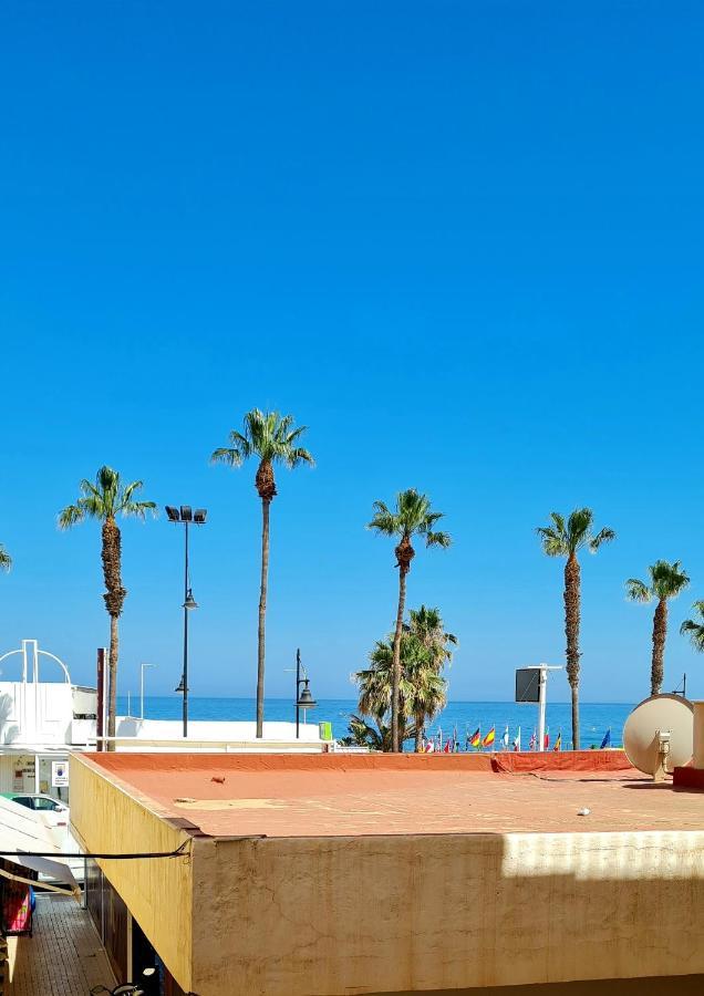 Mara'S Apartments Torremolinos La Mar - Beachfront Tiny House - Bajondillo Exteriör bild